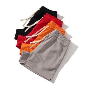Shorts de sport gothiques personnalisés avec logo pour hommes, en tissu Oxford, taille haute élastique, couleur unie, avec poche, séchage rapide et respirant - Product Image 2