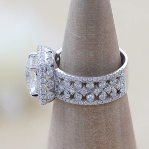 Anillo Unisex de Plata de Ley 925 con Baño de Oro de 18K, Perla de Agua Dulce, Corte Baguette, Moissanita y Pavé, Estilo Hip-Hop, de ZAWO HOUSE - Product Image 3