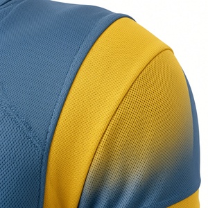 Uniforme de Fútbol Americano Personalizable con Cuello en V, Manga Corta, Ajustado, con Pantalones Acolchados, Naranja y Negro - Product Image 4