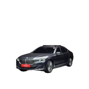 BMW Serie 7 730Ld XDrive 2020, Diseño Pure Excellence, Combustible Diésel, Caja de Cambios Automática, Asientos de Cuero, Volante a la Izquierda, Cámara Trasera - Product Image 1