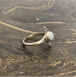 Natural <b>Moonstone</b> <b>Ring</b> Set Sterling Silver Elegant Design Band for Everyday Wear & Best Anniversary Gift Jewelry Accessories - Product Image 4