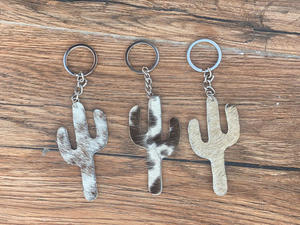 Nouveau Style Unique en cuir de vachette porte-clés arbre de noël en cuir de vachette porte-clés élégant vente chaude véritable fourrure porte-clés - Product Image 2