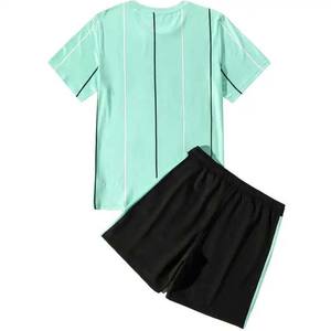 ชุดเซ็ตเสื้อครอปโอเวอร์ไซส์ผ้าฝ้ายและกางเกงขาสั้น ชุดสองชิ้น เสื้อแขนสั้น ชุดออกกำลังกาย ชุดโอเวอร์ไซส์สำหรับผู้ชาย - Product Image 6