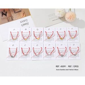 Bracciale in Acciaio Inossidabile con Corda Rossa e Ciondolo a Cuore, Gioiello Unisex alla Moda - Product Image 2