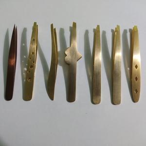 แหนบคิ้วไทเทเนียมสีทองแหนบปลายเอียงขอบสแตนเลสสีเคลือบไททาเนียมแฟนซี - Product Image 6