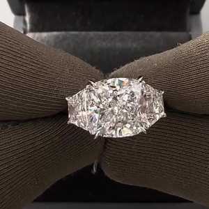 Bague de fiançailles en or massif 14K 18K avec diamant taille coussin IGI F VS cultivé en laboratoire, alliance de mariage, bijoux fins sur mesure, fournisseur en gros - Product Image 1