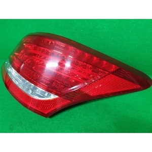 Luz Trasera Derecha Usada Equus 924023N000 - Product Image 3