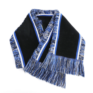 Ensemble bonnet et écharpe à franges longues en tricot géométrique jacquard Zeta Phi Beta, artisanal, bleu et blanc, vêtements d'hiver pour la fierté de la sororité - Product Image 3