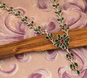 Collar de Plata de Ley con Esmeralda y Cristal Verde Natural, Hecho a Mano, con Colgante Floral, de Alta Calidad, Regalo para Mujeres y Niñas - Product Image 1