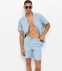Ensemble chemise et short rayés bleu clair pour homme, tenue décontractée d'été, tissu tricoté respirant, col cranté - Product Image 3