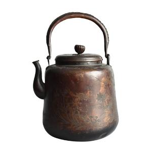 Maravilloso hervidor de cobre para hervir té y café con un diseño artesanal duradero y resistente al calor para decoración de cocina vintage. - Product Image 4