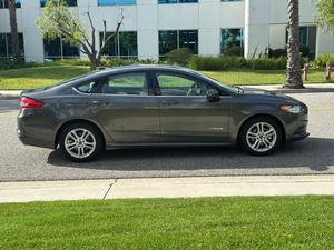 Ford Fusion Híbrido S FWD 2018 - Product Image 6