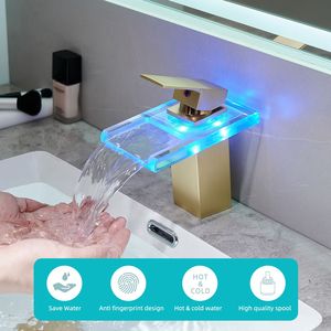 Rubinetto Monocomando per Lavabo Bagno con Luce LED, Cascata a 3 Colori Variabili, Bocca in Vetro, Miscelatore Acqua Calda e Fredda, Montaggio su Piano a Foro Singolo - Product Image 5