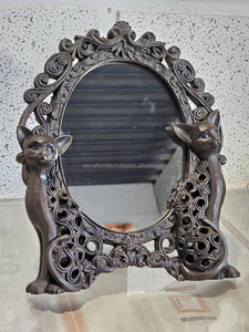 Miroir mural classique Offre Spéciale en résine morden, parfait pour les accents de maison ou les couloirs et les salles de bain, disponible à prix d'exportation depuis l'Inde - Product Image 3
