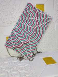 Sac à main rectangulaire lavable fait main avec motif rose et vert citron, broderie artisanale en polyester - Product Image 6