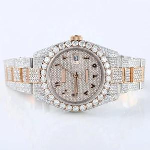 Montre Hip Hop entièrement sertie de diamants – Montre tendance au look diamanté haut de gamme - Product Image 1