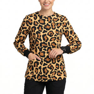 Chaquetas Quirúrgicas Personalizadas al por Mayor con Estampado Floral, Cierre de Broches, Mangas Largas, para Spa, Salón, Esteticistas, Enfermeras - Product Image 5