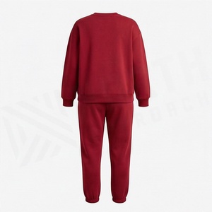 Conjunto Deportivo de 2 Piezas para Mujer, Sudadera Roja de Felpa y Pantalones Jogger, Cuello Redondo, Manga Larga, Corte Holgado Informal, Estampado Athletic Department 1984 - Product Image 2