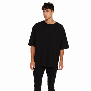 เสื้อยืดคอกลมโอเวอร์ไซส์ผู้ชาย สีพื้น ผ้าฝ้ายเจอร์ซีย์ 100% สวมใส่สบาย ดีไซน์เรียบง่าย แขนสั้น สีดำ ทรงปกติ - Product Image 3