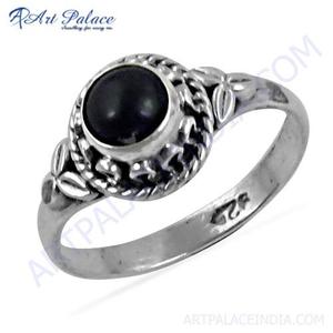 Glamours Black Onyx Gemstone <b>925</b> <b>Silver</b> <b>Ring</b> - Product Image 1