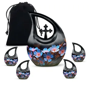 Juego de urnas con diseño de flor de ciruelo chino azul, urna grande y urna de recuerdo para cenizas - Product Image 3