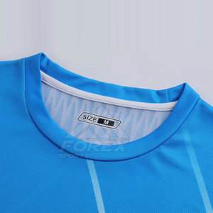 Uniformes de football les plus vendus à prix avantageux, tissu doux, design personnalisé, service OEM, vente en gros d'uniformes de football pour la vente en ligne - Product Image 2