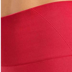 Shorts de Yoga Personalizados al por Mayor para Mujer, Cintura Media, con Cordón Ajustable, Transpirables, de Secado Rápido, para Fitness y Entrenamiento, Estilo Color Block, OEM ODM - Product Image 2