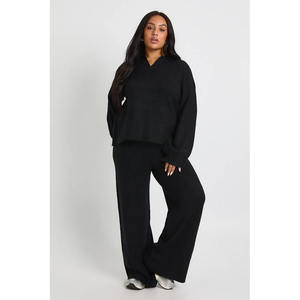 Conjunto de Sudadera con Capucha y Pantalones Deportivos Personalizados para Mujer, Casuales, de Invierno, de Forro Polar Sólido, Transpirables y Ecológicos, 100% Algodón - Product Image 1