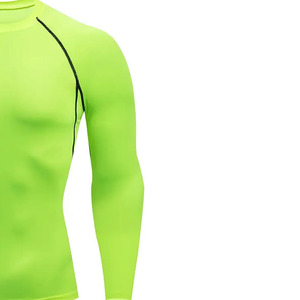 T-shirt de compression urbain personnalisé avec coupe ajustée et production sous marque privée pour les marques modernes de vêtements de sport urbains - Product Image 5