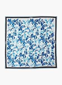 Foulard carré en soie à motif floral imprimé numériquement, tendance, pour femme, mouchoir de poche, quatre saisons, doux pour la peau, tissu personnalisé OEM/ODM - Product Image 5