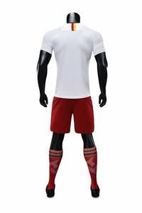 Conjunto de Camiseta de Fútbol Personalizada para Hombre, Diseño de Rayos Rojos sobre Fondo Blanco, 100% Poliéster, Manga Corta, Cuello Redondo, Absorbe la Humedad, Ropa Deportiva para Equipo - Product Image 3