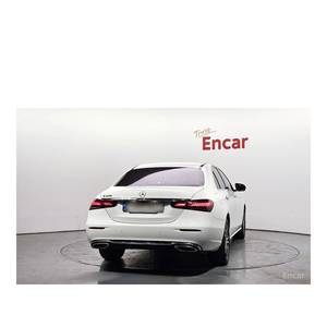 Mercedes-Benz Clase E E250 Avantgarde 2023, 14,309 km, Caja de Cambios Automática, Asientos de Cuero, Volante a la Izquierda, Cámara Trasera - Product Image 4