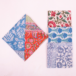 Foulard imprimé au bloc en coton biologique, bandana teint naturellement, motif floral, style vintage, fait main, cadeau unisexe - Product Image 3
