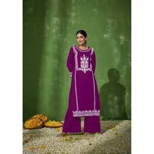 FANCY RAYON ALGODÓN CHIKANKARI BORDADO TRABAJO KURTI CON PALAZZO VINO - Product Image 1