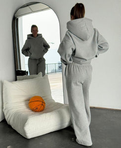 Conjunto Deportivo Personalizado 100% Algodón para Mujer, Sudadera Holgada y Pantalones Deportivos Anchos y Suaves de Talla Grande - Product Image 4