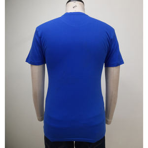 T-shirt en coton uni pour homme, coupe classique, tissu respirant, vêtement décontracté pour l'été, confort quotidien, style moderne et look urbain - Product Image 6