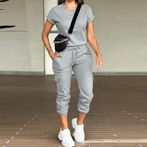 Ensemble de jogging décontracté pour femme, couleur unie, haut à manches courtes, pantalon à cordon de serrage, respirant, en polyester tricoté, molletonné, infroissable, grande taille - Product Image 6