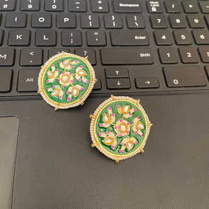 Pendientes Meenakari chapados en oro Moda 10581175GR - Product Image 1