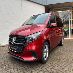 Mercedes Benz V250d Style AHK, Furgoneta de Pasajeros Ejecutiva Diésel de Lujo con 7 Asientos y Luces LED, MPV Espacioso y Confortable para Viajes Familiares y de Negocios - Product Image 1