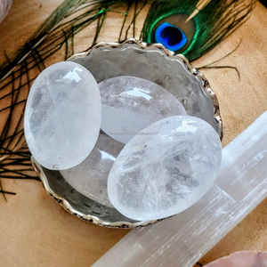 Vente en gros de pierres précieuses semi-précieuses sculptées en cristal de quartz naturel clair pour l'artisanat Feng Shui et Reiki poli par technique - Product Image 3