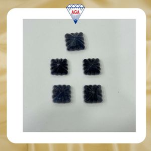 Saphir bleu naturel de qualité supérieure, taille carrée fantaisie, pierre précieuse sculptée à la main, pierre lâche pour la fabrication de bijoux, vente en gros, qualité AAA - Product Image 2
