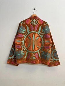 Veste en velours artisanale pour femmes, style vintage, veste courte kimono bomber, brodée, manteau chaud, cadeau unique pour elle - Product Image 2