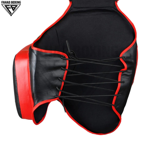 Protectores de muslo profesionales para boxeo y MMA en color negro y rojo con diseño de correa cruzada segura para venta al por mayor. - Product Image 4