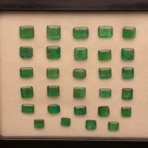 Lot de pierres précieuses d'émeraude zambienne naturelle taille émeraude, qualité AAA, avec un lustre superbe, belle couleur verte, polissage et taille parfaits. - Product Image 2