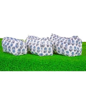 Organizador de Cosméticos Grande, Plegable, Ligero y Ecológico, Hecho a Mano en India, con Estampado de Bloques en Algodón Vintage y Cierre de Cremallera - Product Image 2