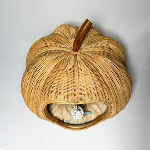Pumpkin shaped cat <b>house</b> handweave rattan dog <b>beds</b> natural pet furniture great quality pets <b>bed</b> - Product Image 6