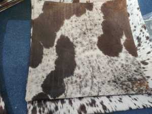 Housses de coussin et d'oreiller carrées en peau de vache véritable avec poils, épaisses et à poils longs, adaptées aux animaux de compagnie - Product Image 3
