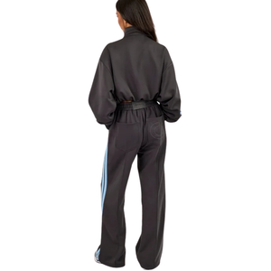 Conjunto Deportivo Corto para Mujer con Cremallera Completa, Rayas en Contraste, Pantalones Anchos con Cordón en la Cintura, Estilo Relajado de Dos Piezas para Streetwear - Product Image 2