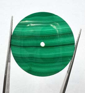 Malachite verte naturelle plate, 28.5mm, épaisseur 0.7mm, pierre précieuse d'excellente qualité, fabrication de bijoux, accessoires pour cadran de montre, moment nh35 - Product Image 4