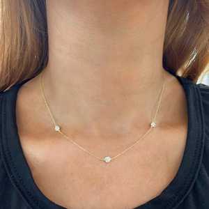 สร้อยคอเพชรแบบเพชรเม็ดเดี่ยวจาก Diamonds By The Yard ทองคำแท้ 14K 18K ทรงกลมเจียระไนแบบ Bezel Set เพชรเพาะเลี้ยง สไตล์มินิมอล เหมาะสำหรับใส่ทุกวัน เครื่องประดับคลาสสิก - Product Image 2
